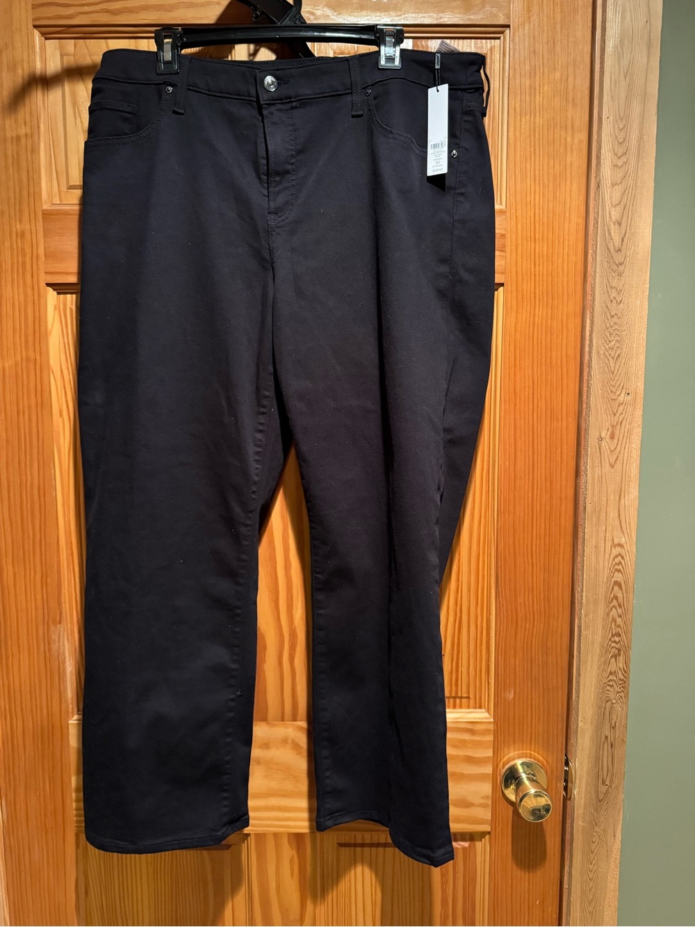 Chico’s Size 3R Black Straight Leg Pants Size 16R